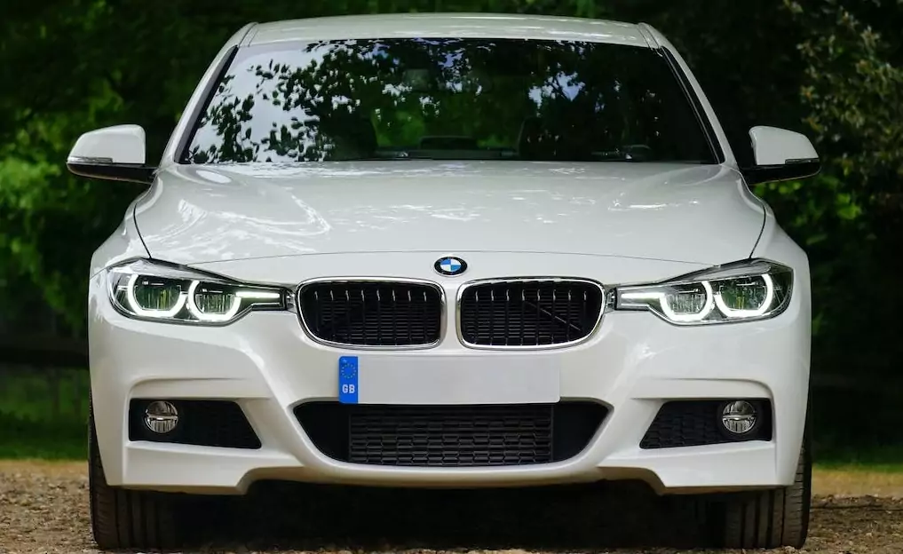 5 Penyebab Kompresor AC Mobil BMW 318i Mati, Waspadalah!
