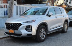 Hyundai Santa Fe Bekas - Opsi Mobil Keluarga dari Pabrikan Korea Selatan