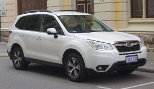 Mobil Subaru Forester Bekas