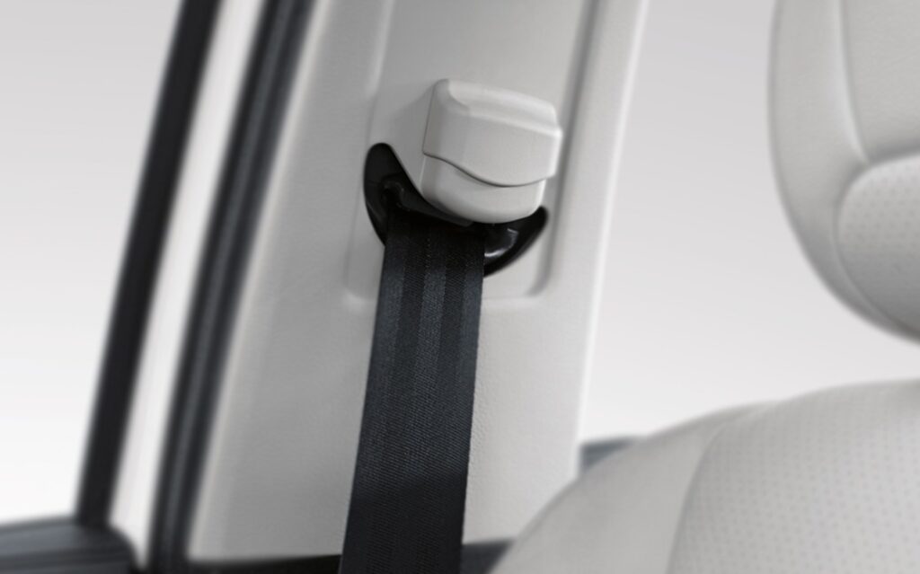 5 Cara Mengatasi Seat Belt Mobil Macet, Ampuh!