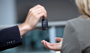 8 Tips Kredit Mobil Bekas yang Aman, Yuk Intip!