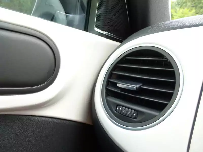 Cara Merawat Kisi AC Mobil Bekas