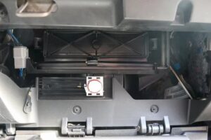 Langkah-langkah Cara Ganti Filter AC Mobil yang Tepat