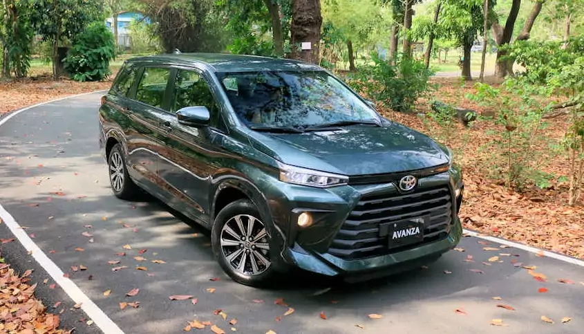 Mobil Avanza Nyendat, Inilah 8 Penyebab & Solusi Jitunya
