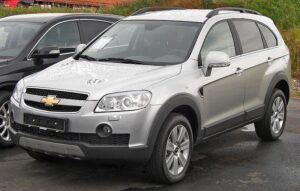 Mobil Chevrolet Captiva Bekas