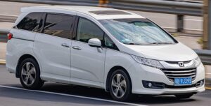 Mobil Honda Odyssey 2019 Bekas
