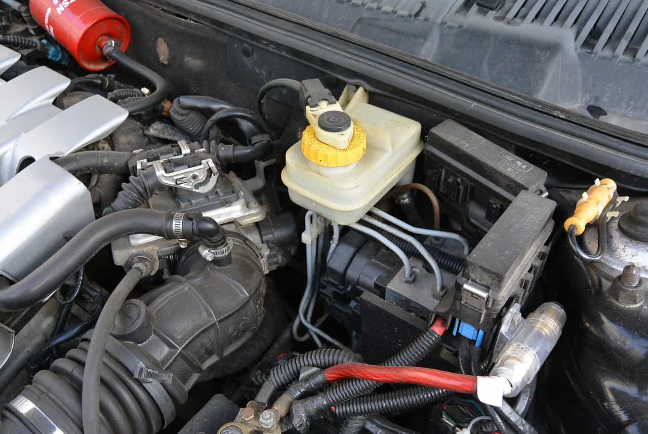 Cara Cek Injektor Mobil Bensin Bekas