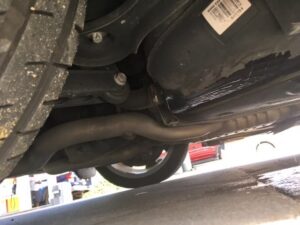 Ragam Penyebab Tangki Bensin Mobil Bocor