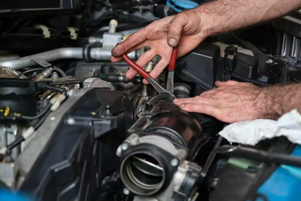 kapan throttle body mobil harus diganti