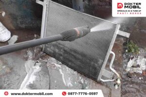 Tips Memilih Cairan Kondensor AC Mobil Terbaik