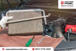 ciri-ciri evaporator AC mobil bocor