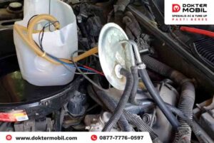 Selang Bensin Mobil Tersumbat
