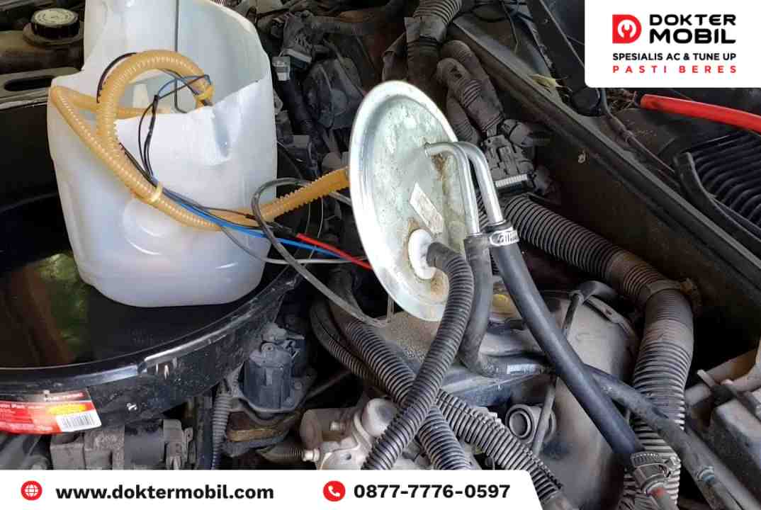 Selang Bensin Mobil Tersumbat