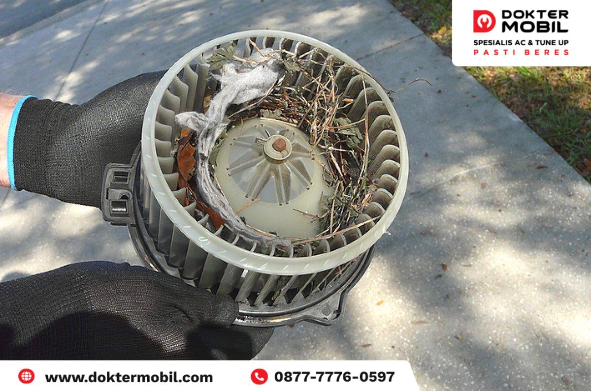 biaya bersihkan blower AC mobil