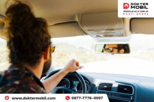 dampak menyalakan AC mobil saat berhenti