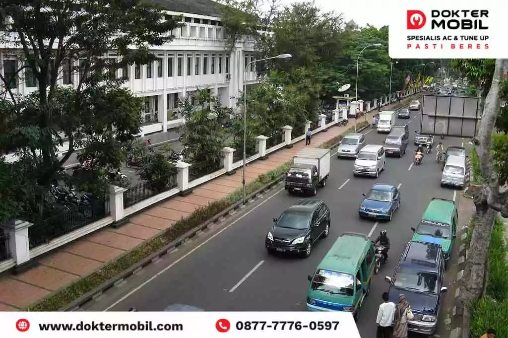 Perjalanan Jakarta Bandung Berapa Jam dengan Mobil