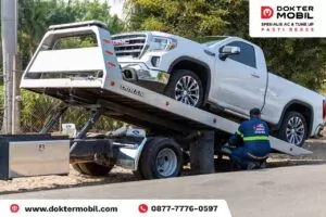 Rekomendasi Jasa Derek Mobil Jabodetabek Terdekat dan Estimasi Biayanya