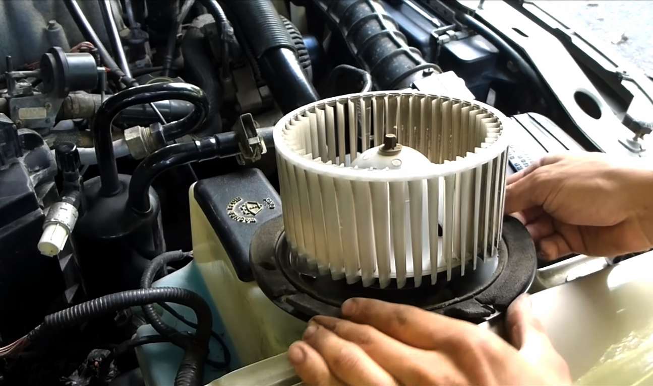 Cara Mengatasi Blower AC Mati di Mobil
