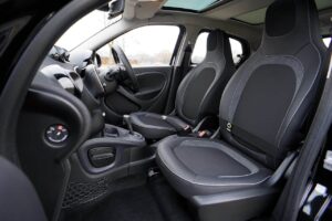Cara Menghilangkan Bau Mobil Baru yang Efektif