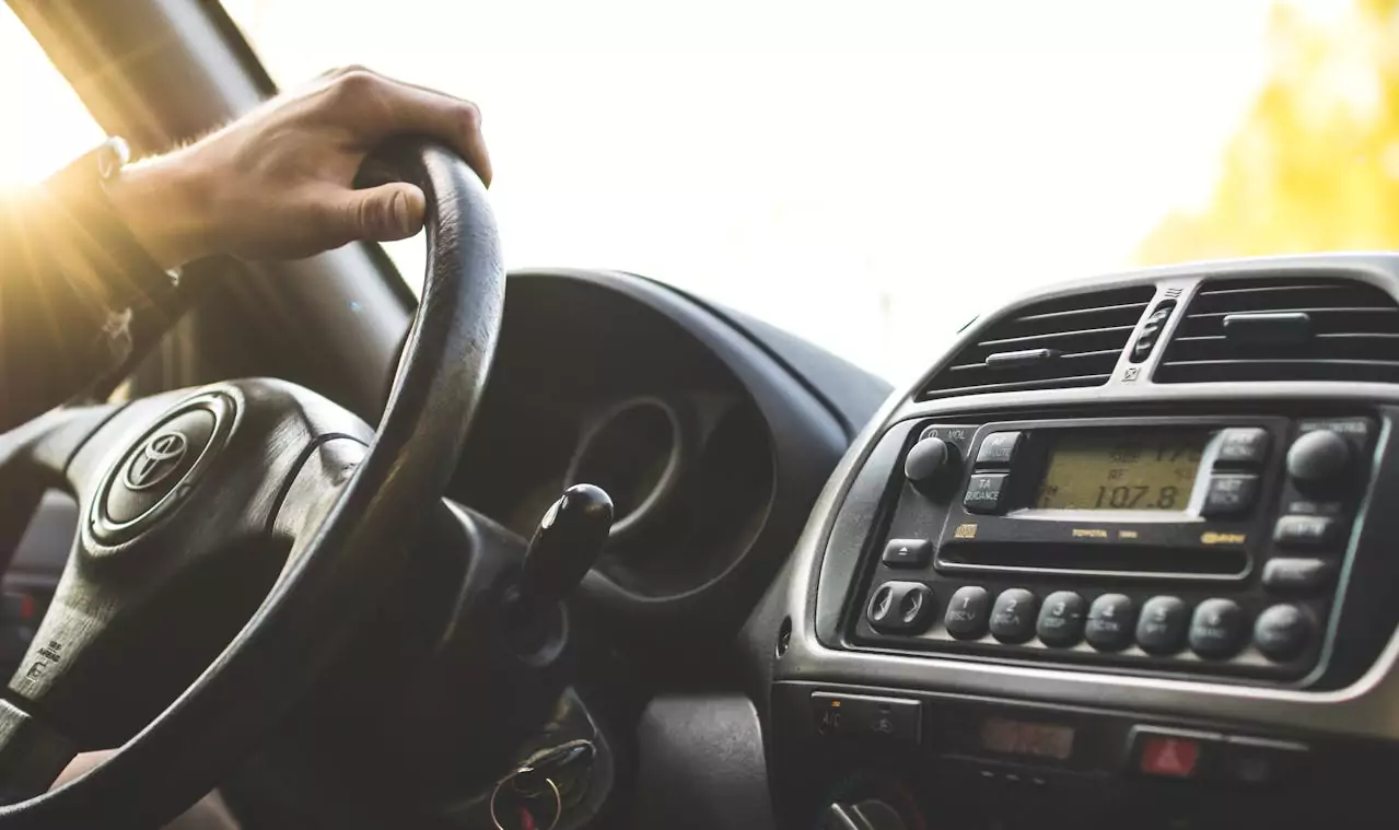 Cek Fakta Soal Fenomena Mobil Tidak Dipanaskan Langsung Jalan