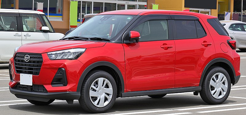 Mengintip Kelebihan dan Kekurangan Daihatsu Rocky