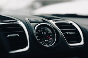 Penyebab AC Mobil Tidak Dingin dan Solusinya