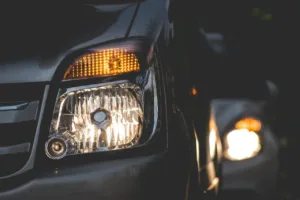 Lampu Mobil Sering Putus, Inilah Penyebab & Solusinya