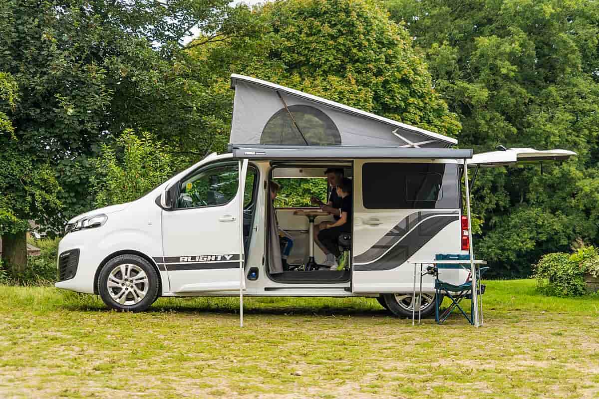 Mobil yang Jadi Rumah Berjalan, Apa Itu Campervan