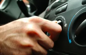 Efek Pemakaian Bensin pada Kinerja AC Mobil: Mitos atau Fakta?