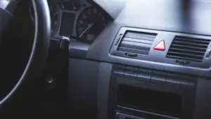 Rahasia Merawat AC Mobil agar Tetap Dingin di Surabaya Barat