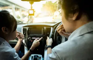 Kenapa AC Mobil Bau? Kunjungi Bengkel AC Mobil Murah Lebak Bulus Untuk Perawatan AC Mobil Terbaik