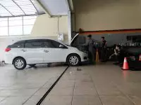 ngagel.jpg